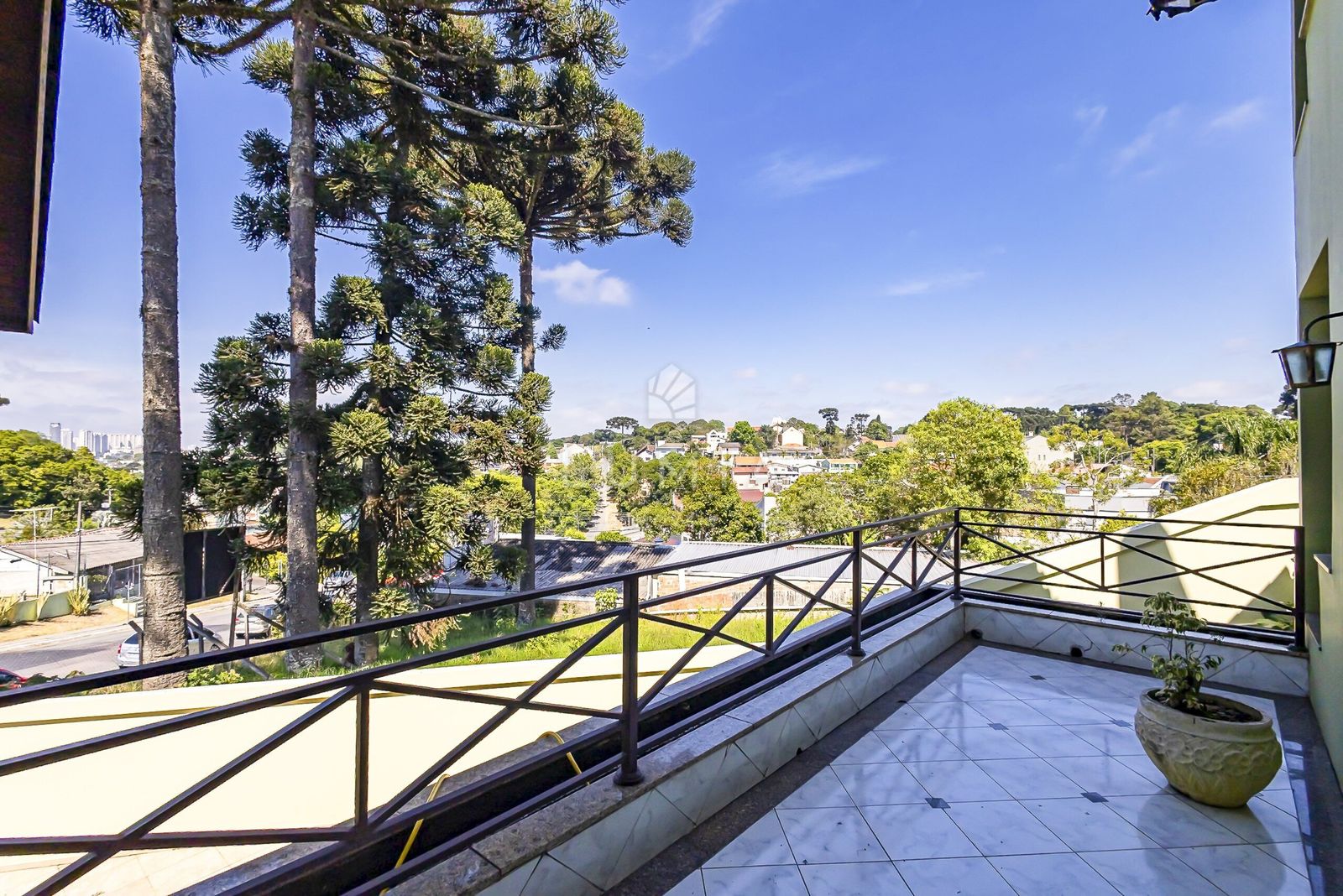 Casa no Santo Inácio - Fotos do imóvel